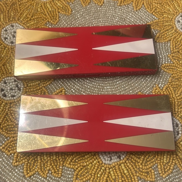 Estee Lauder eye and cheek makeup - Picture 2 of 2